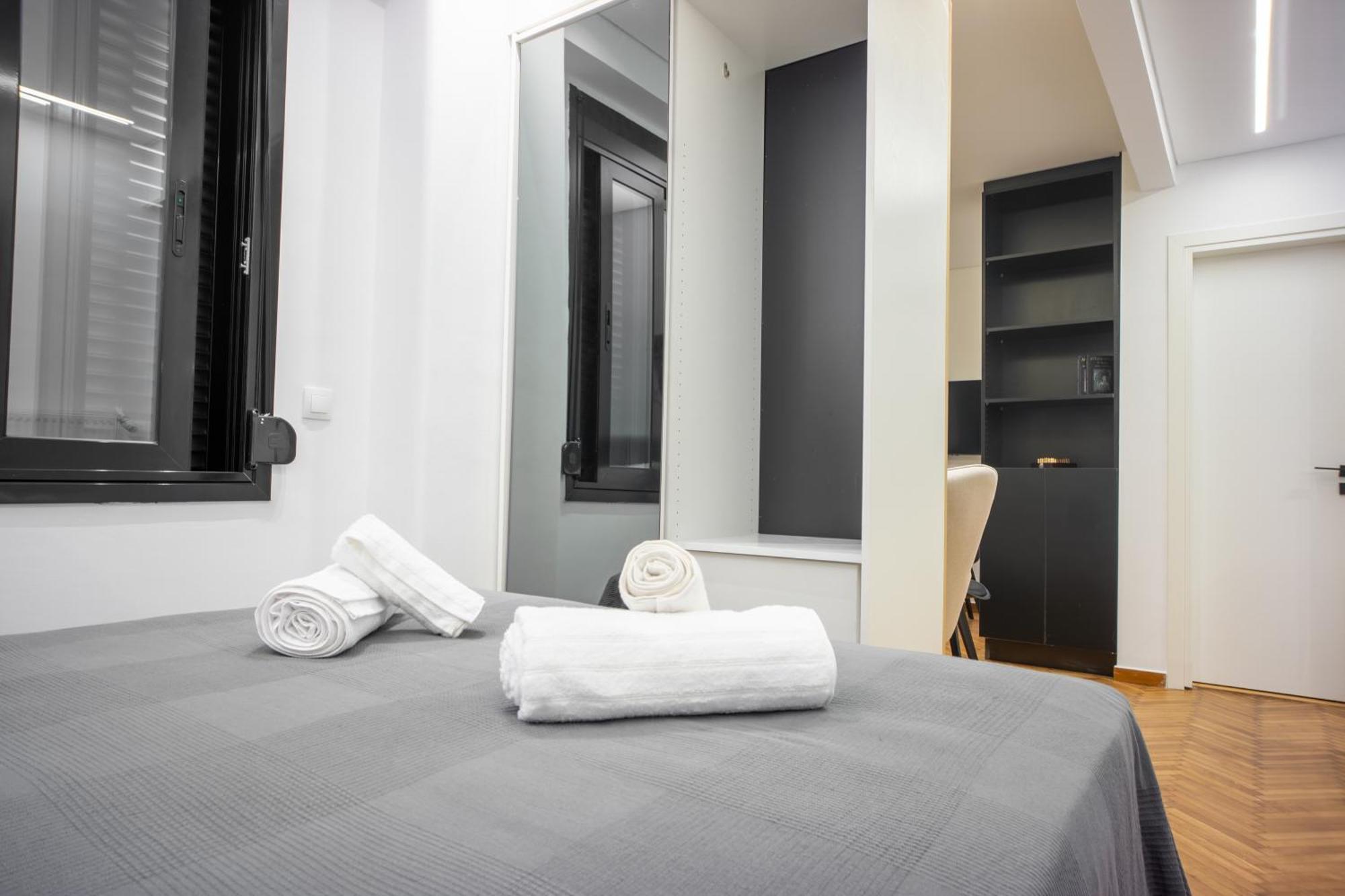 Explore Athens Kolonaki Base Екстер'єр фото
